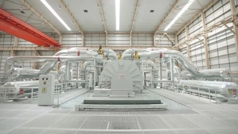 充满一次就够给10万辆新能源汽车充电!什么“充电宝”容量这么大?
