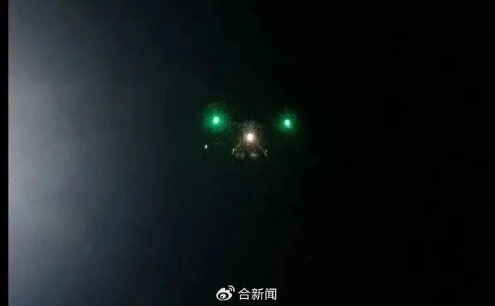 八旬老人独自外出未归，警方使用无人机热成像寻回