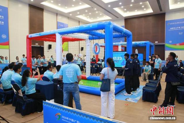 图为比赛现场。杨滔 摄